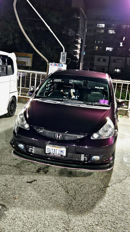 フィットの顔面アップ選手権・アメパト・ムラサキグランプリ・準旧車・洗車に関するカスタム事例の投稿画像2枚目