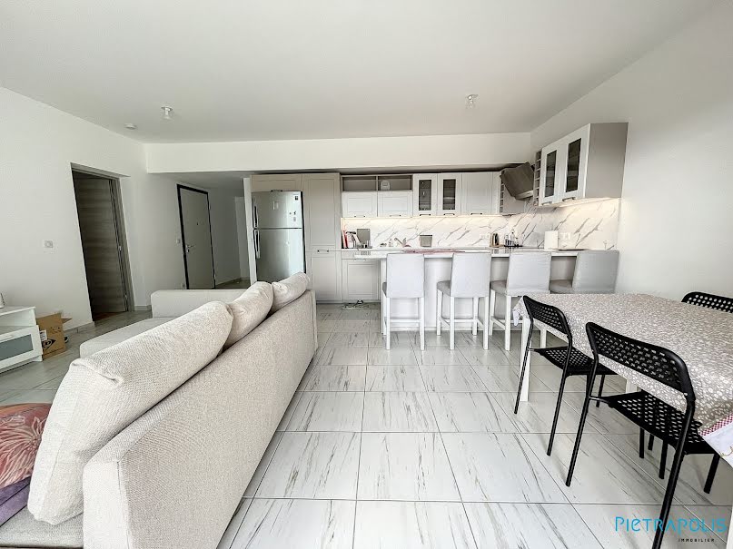 Vente appartement 4 pièces 88 m² à Ornex (01210), 570 000 €