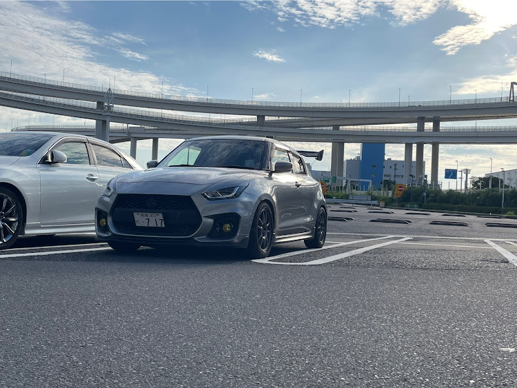 スイフトスポーツのZC33S・鴨川シーワールド・家族サービスに関するカスタム事例の投稿画像1枚目