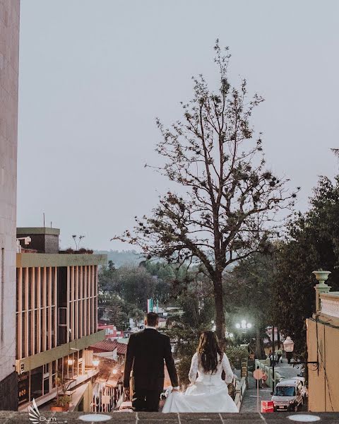 Fotografo di matrimoni Liliana Robles (bymstudiosfilm). Foto del 2 aprile 2019