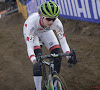 Vos overleeft kettingprobleem en heerst in finale van superspannende WB-cross