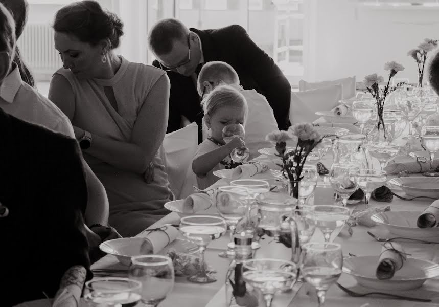 Fotógrafo de casamento Ivana Hodžová (mamafotodizajn). Foto de 16 de setembro 2022