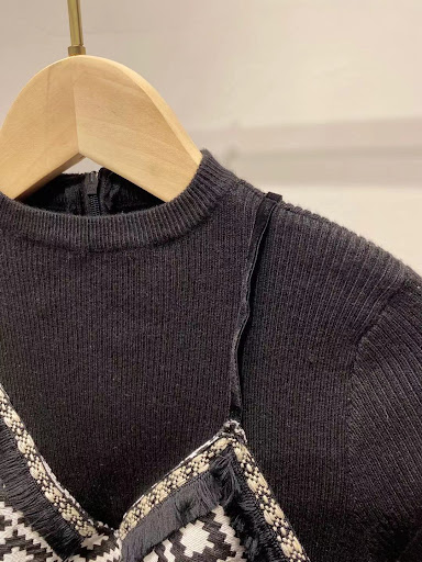 Title 9, Slim Pullover Splicing Short Knitwear For Women