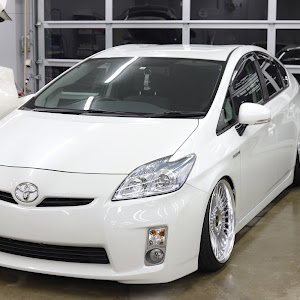 プリウス ZVW30