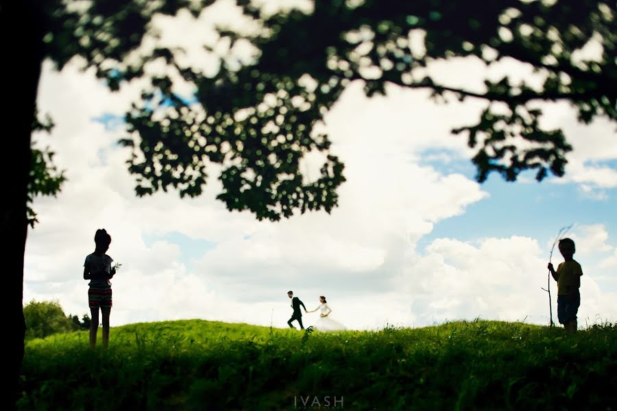 Fotografer pernikahan Volodymyr Ivash (skillove). Foto tanggal 22 Juni 2014