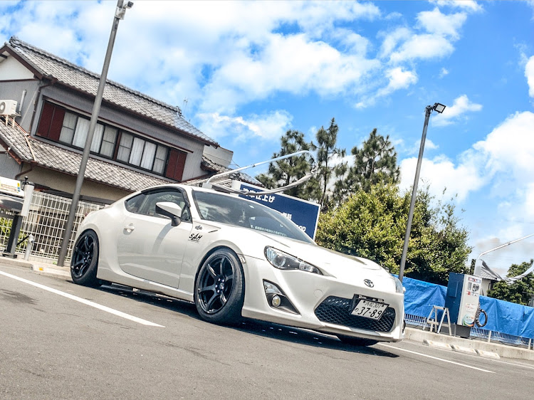 86のざねくんさんが投稿したカスタム事例の投稿画像1枚目