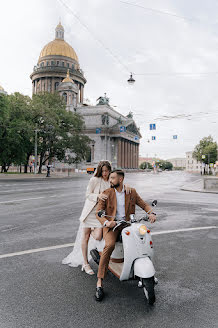 Wedding photographer Ekaterina Bondareva (agentbond021). Photo of 9 November 2023