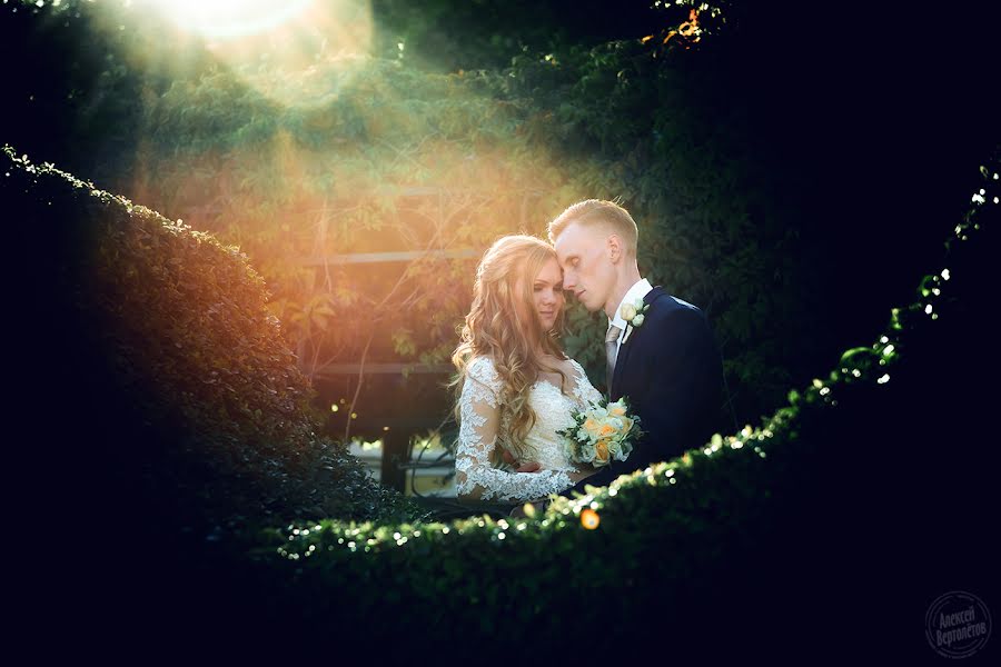 Fotógrafo de casamento Aleksey Vertoletov (avert). Foto de 22 de outubro 2017