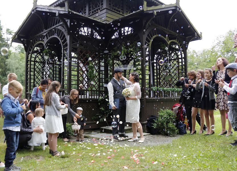 Fotografo di matrimoni Grit Fischer (fotostudioontour). Foto del 9 aprile 2019