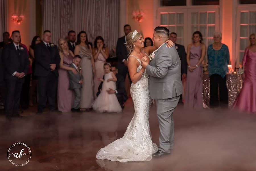 Wedding photographer Amber Bauhoff (amberbauhoff). Photo of 7 December 2019