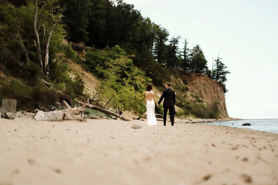 結婚式の写真家Wiktoria Chylewska (wchylewska)。2023 10月16日の写真