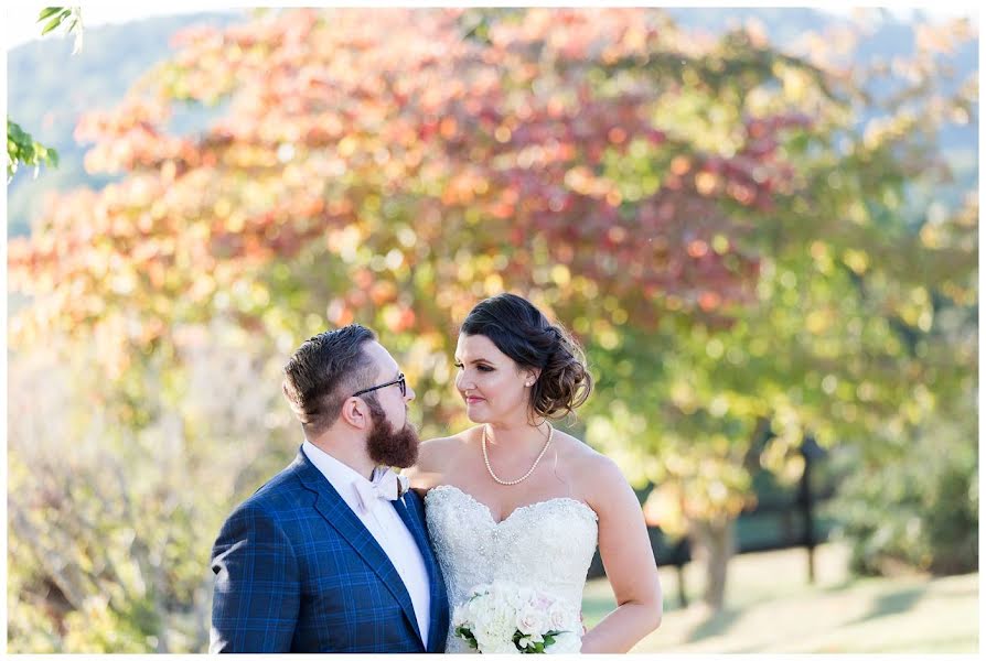 Fotografo di matrimoni Leigh Skaggs (leighskaggs). Foto del 7 settembre 2019