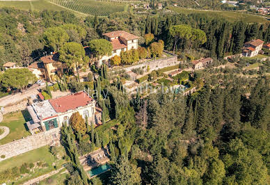 Villa avec piscine et jardin 2