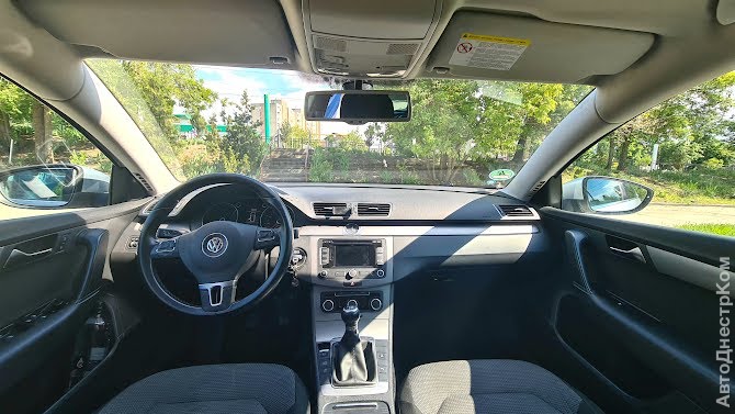продам авто Volkswagen Passat Passat Variant (B7) фото 4