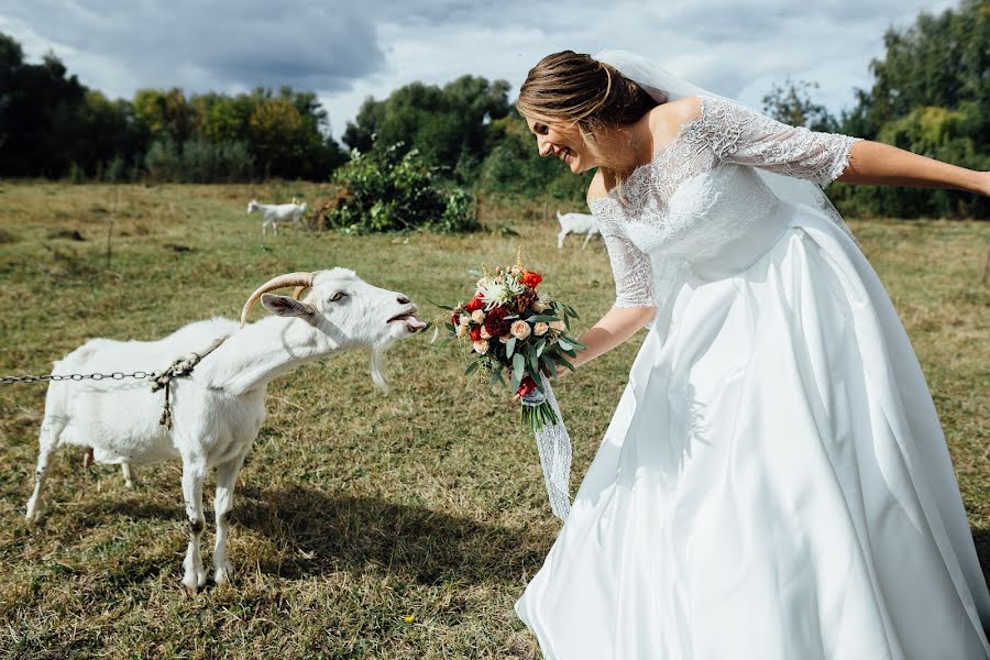 Fotógrafo de casamento Polina Dubovskaya (polinadubovskay). Foto de 29 de novembro 2017