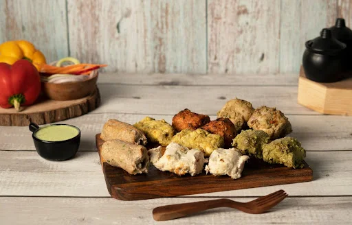 Haji's Kebab Plater ( 12 Pieces)