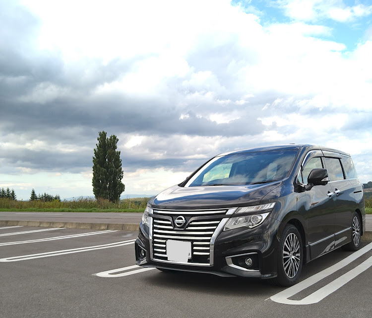 エルグランドのアンドロイドクオリティー😱😱😱・美瑛町・ケンとメリーの木・青い池に関するカスタム事例の投稿画像1枚目