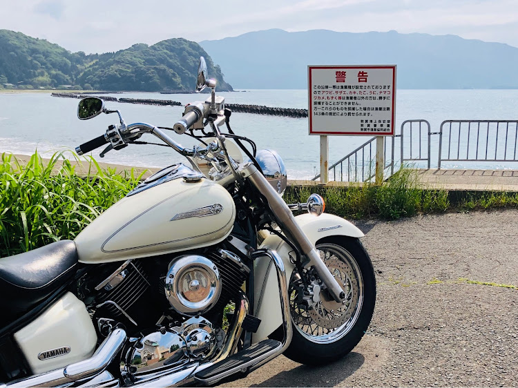 ジュンシローさんが投稿した納車しました・ドラッグスター1100クラシック・海と愛車・ドライブに関するカスタム事例の投稿画像2枚目