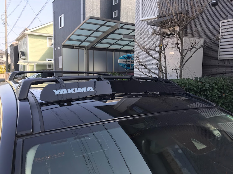 RAV4のヤキマフェアリング・北米rav4・パノラマルーフ付きに取り付け・usdmに関するカスタム事例の投稿画像1枚目