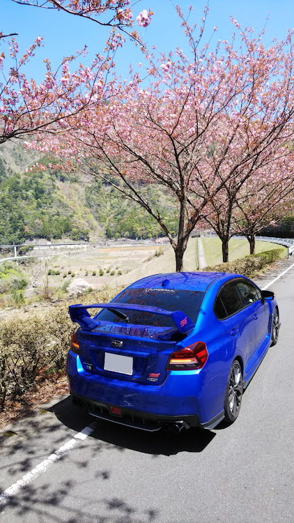 WRX STIのガナドール・マフラーサウンド・SUPER GT・納車から現在までの愛車・フォロワーさんに感謝に関するカスタム事例の投稿画像5枚目