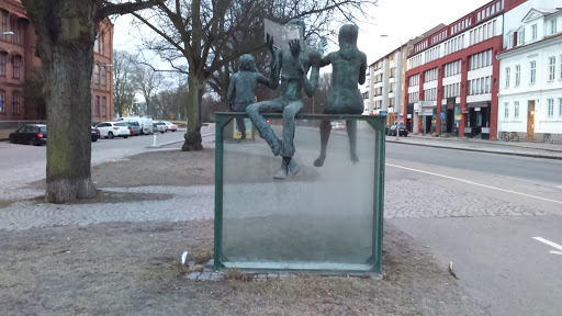 People Statue