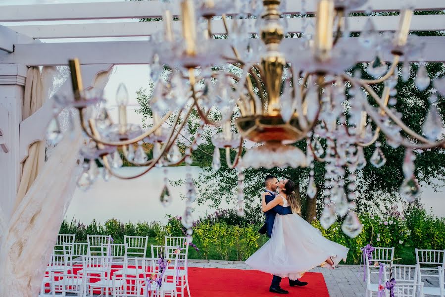 Fotógrafo de casamento Laurentiu Nica (laurentiunica). Foto de 16 de julho 2018