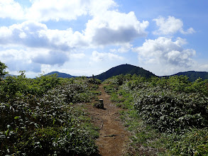 北丈競山（三角点峰）