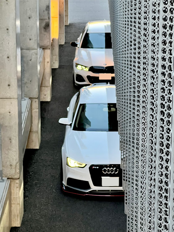 3シリーズ ツーリングのMGT design・今日は打ち合わせ・ピカイチsevenさん・アウディ・念願のコラボに関するカスタム事例の投稿画像4枚目