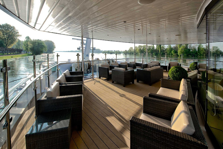 Unwind in the Observation Lounge on Avalon Expression as she cruises the Moselle or Danube rivers of Europe.