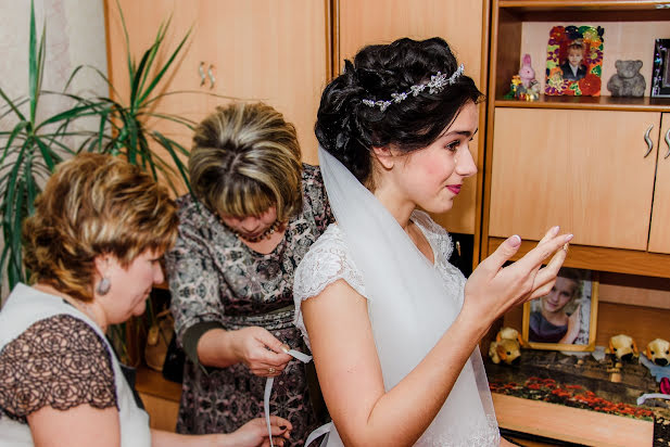 Wedding photographer Lina Smorkalova (linakovaleva). Photo of 26 April 2016