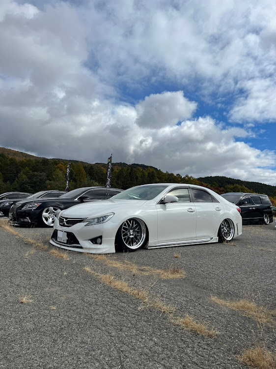 マークXの北へ！👍・紅葉と愛車・ドライブに関するカスタム事例の投稿画像2枚目