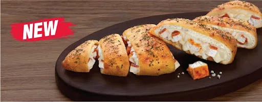 Paneer Tikka Stuffed Garlic Bread