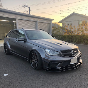 Cクラスステーションワゴン C63