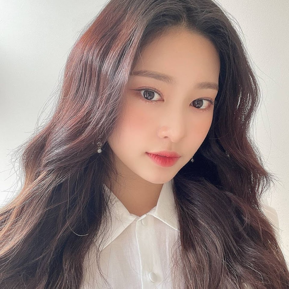 Kim Minju Opens Her Personal Instagram Account - Koreaboo