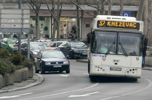 Tramvaji i trolejbusi povučeni iz saobraćaja, samo autobusi na beogradskim ulicama
