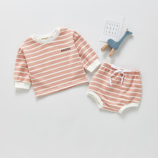 Title 4, Treasure Long-sleeved Striped Top and Shorts Tw...