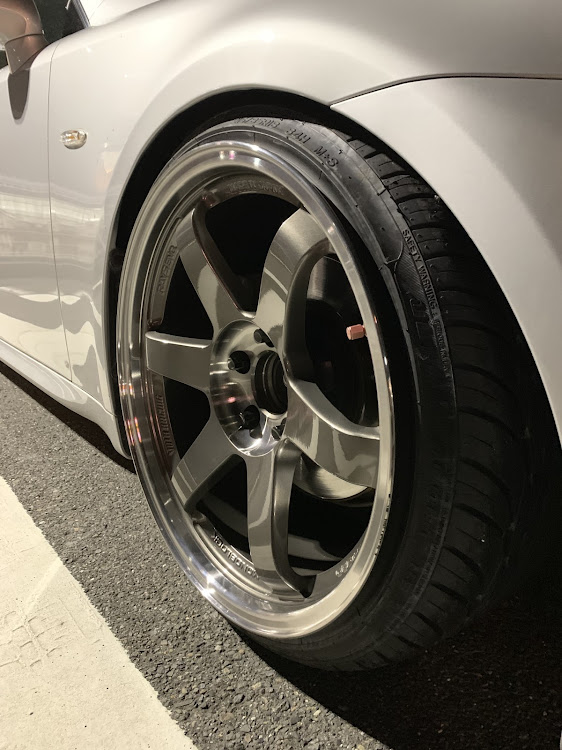 ISのTE37SL・エムズガレージ・タイヤ交換・レクサス ISに関するカスタム事例の投稿画像5枚目