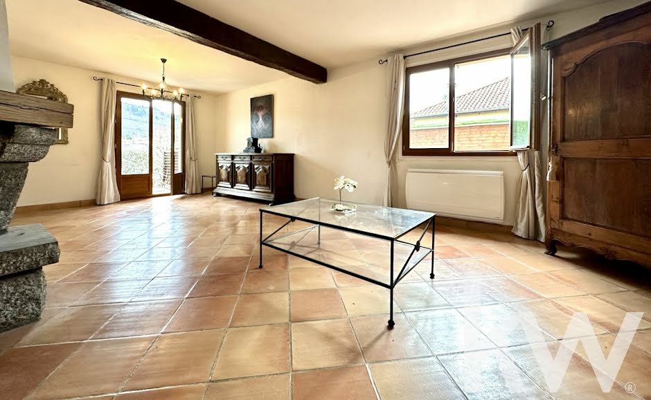 Vente maison 6 pièces 158 m² à Romagnat (63540), 418 000 €