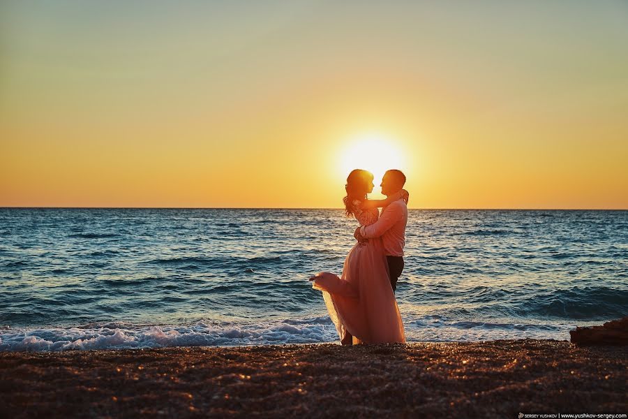 Fotógrafo de casamento Sergey Yushkov (yushkov). Foto de 20 de maio 2019