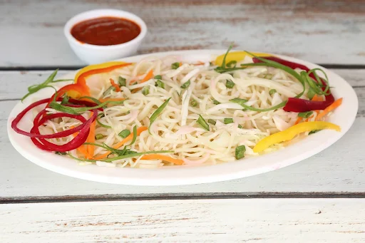 Veg Hakka Noodles