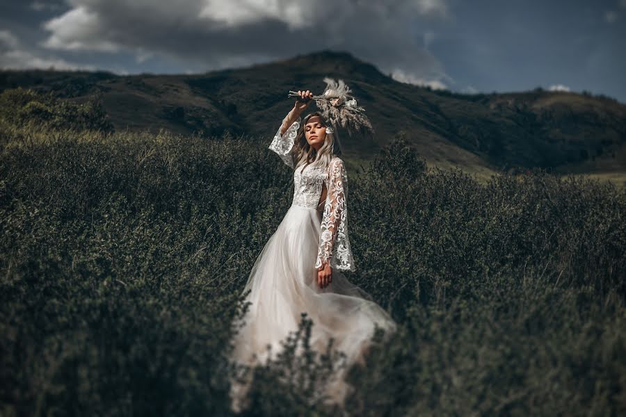 Fotógrafo de casamento Sergey Vakhrushev (svakhrushev). Foto de 20 de dezembro 2020