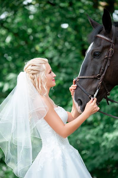 Nhiếp ảnh gia ảnh cưới Kristīne Lejniece (brilliantwedding). Ảnh của 28 tháng 2 2019