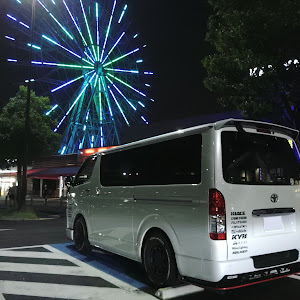 ハイエースバン TRH200V