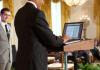 Obama_Tweeting_cropped Obama_Tweeting_cropped