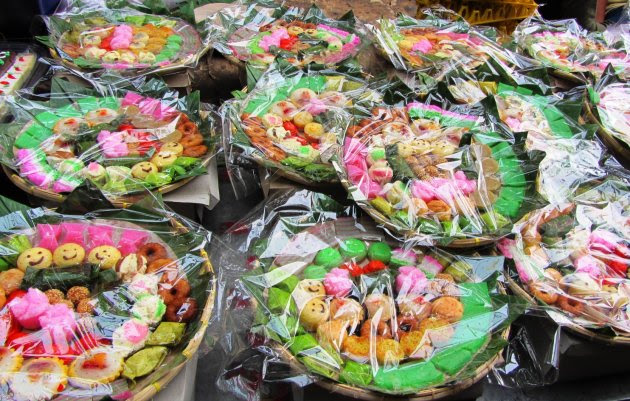 300x238 Gambar  Aneka Kue Tampah Basah Jajan Pasar 