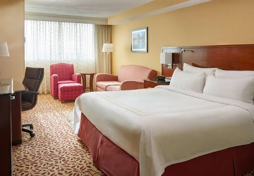 Cleveland Airport Marriott image 2