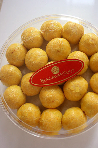 Premium pineapple tarts