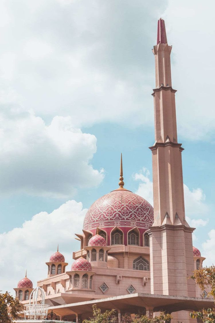  Gambar  dan Desain Menara  Masjid 
