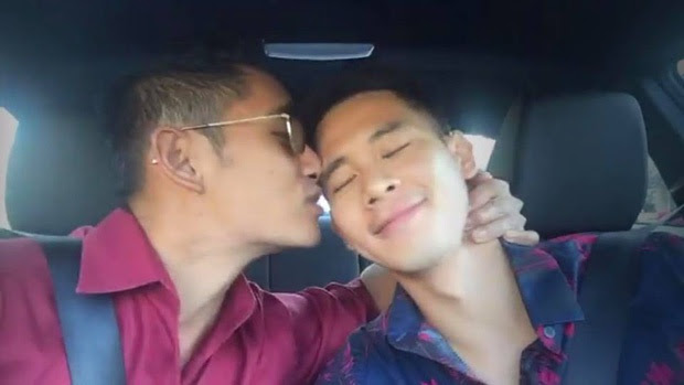 Hành trình từ yêu đến đám cưới hạnh phúc của Hồ Vĩnh Khoa và bạn trai ngoại quốc - Ảnh 10. Hành trình từ yêu đến đám cưới hạnh phúc của Hồ Vĩnh Khoa và bạn trai ngoại quốc - Ảnh 10.