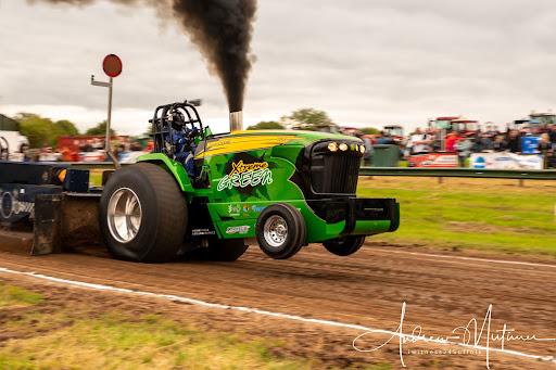 [Bild: 2kFosk9VwpmjyTdYwsv3MutebMxEQsA4eharwQkR...CIzFu8YeN5]